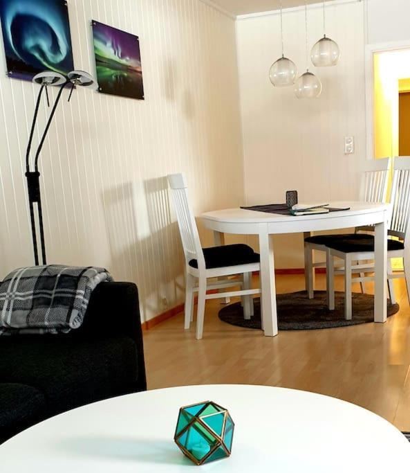Spacious Apartment On Kvaloya Kvaloysletta Exterior photo